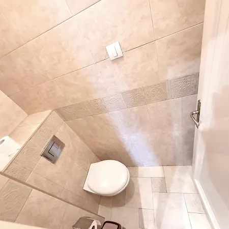 Parliament Centre Promo Price Belgrad