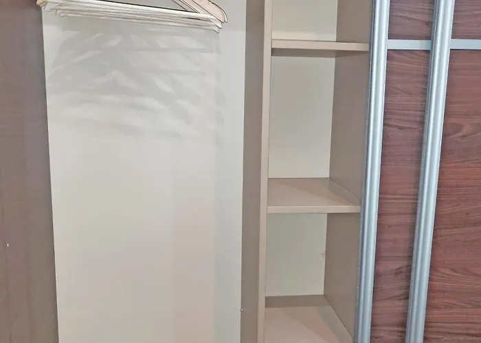 Parliament Centre Promo Price شقة